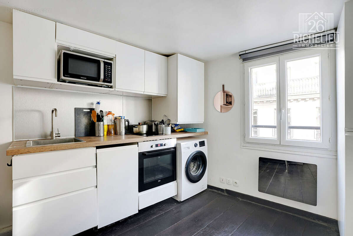 Appartement à PARIS-10E