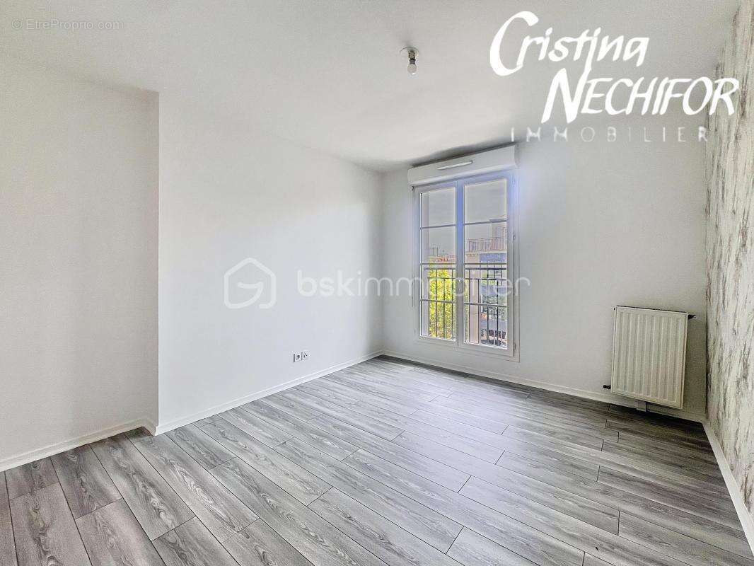 Appartement à SERRIS