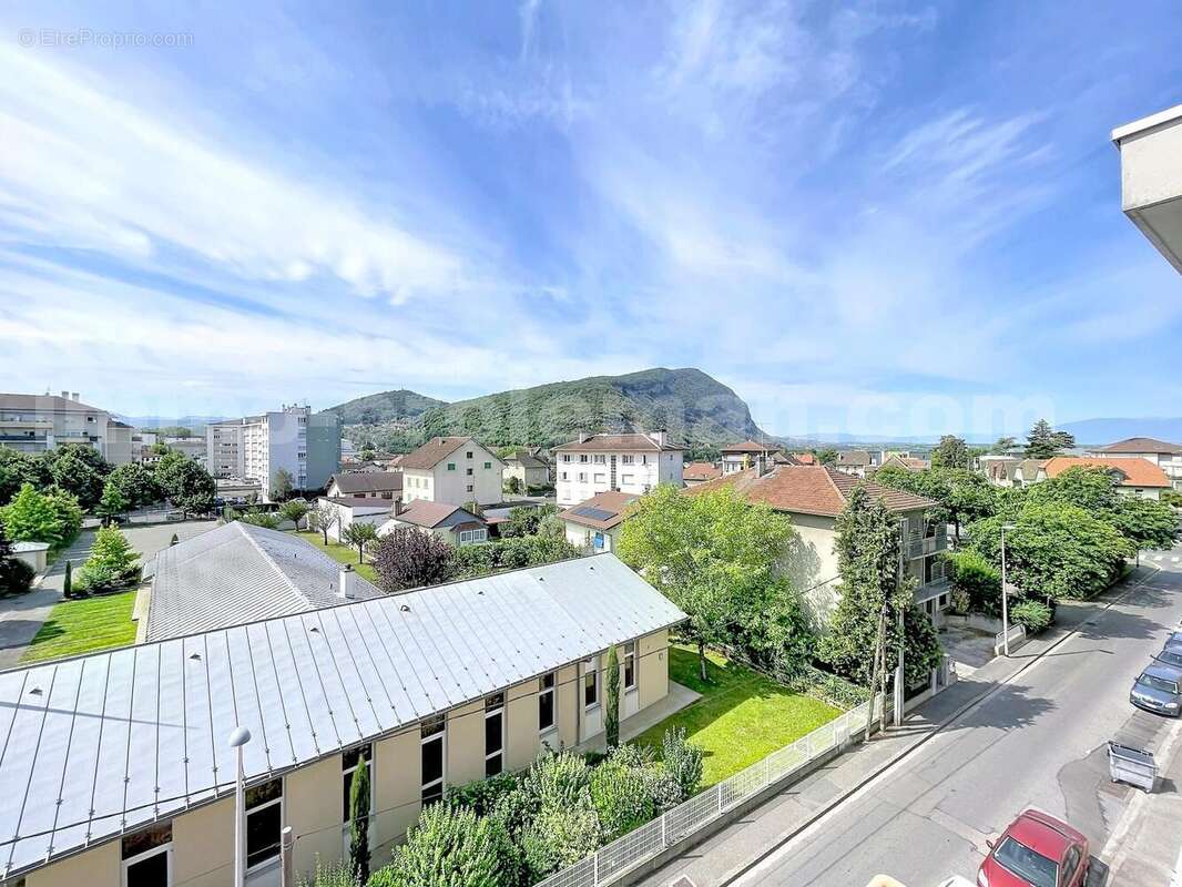 Appartement 74 m² à Annemasse  - photo 8