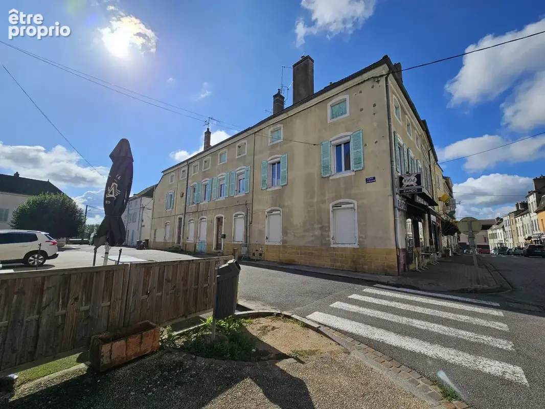Verdun Sr le Doubs , Verdun Ciel, Centre ville, investissement locatif - photo 2