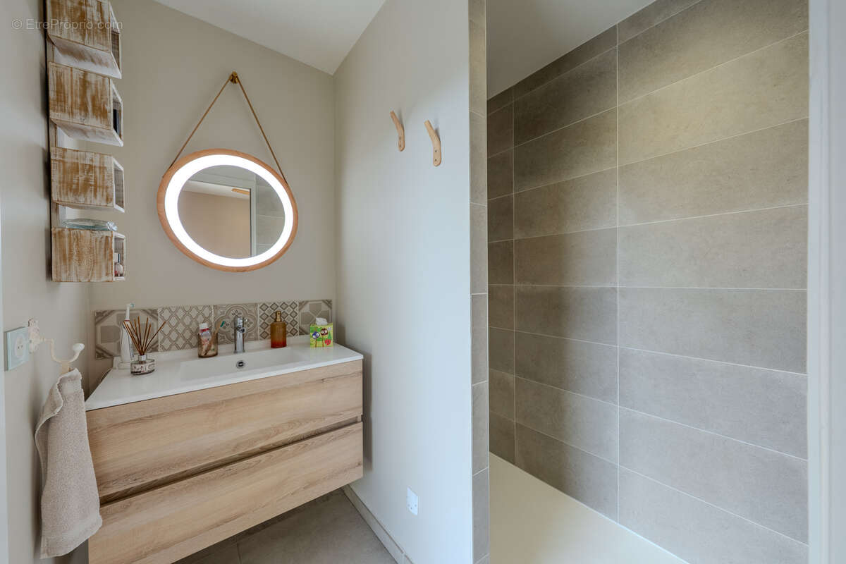 Maison à ANTHY-SUR-LEMAN