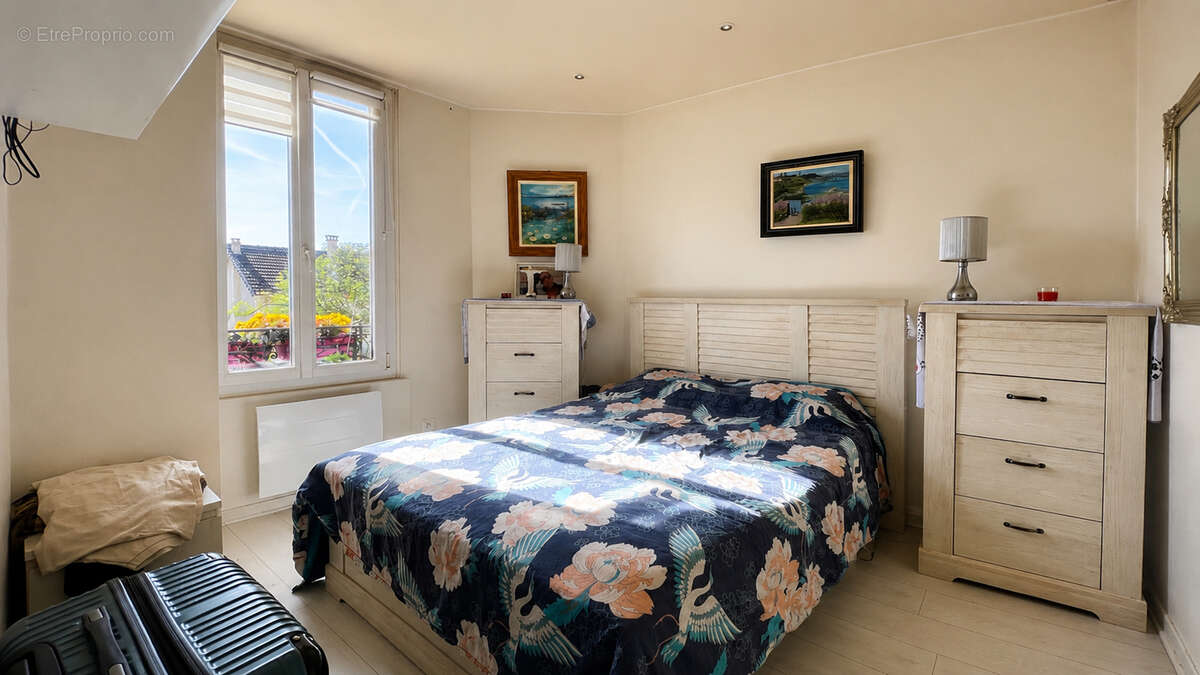 Appartement à CHAMPIGNY-SUR-MARNE