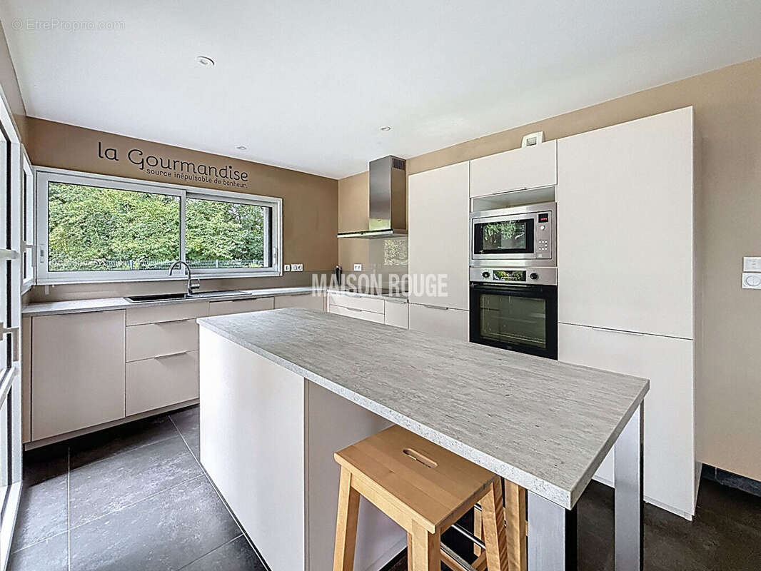 Maison à PLOUER-SUR-RANCE