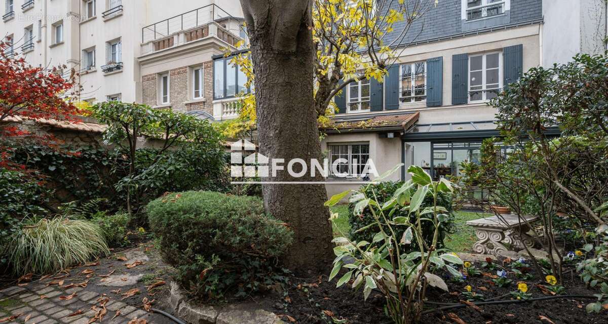 Maison à SAINT-MANDE