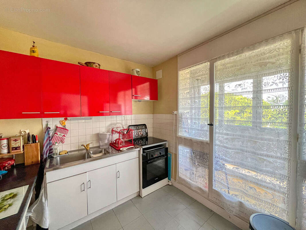 ROYAN - Appartement T3 à deux pas des commodités - photo 10
