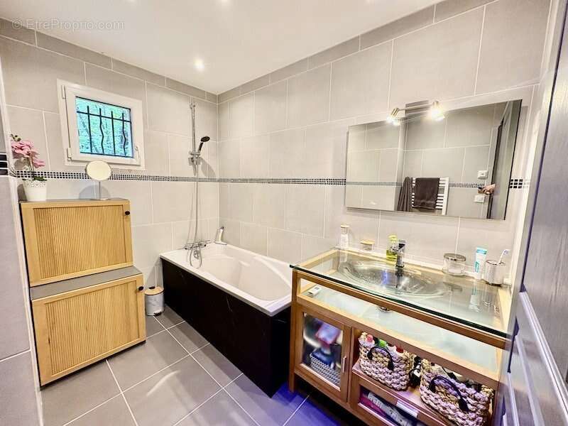 Maison à CHATEAUFORT