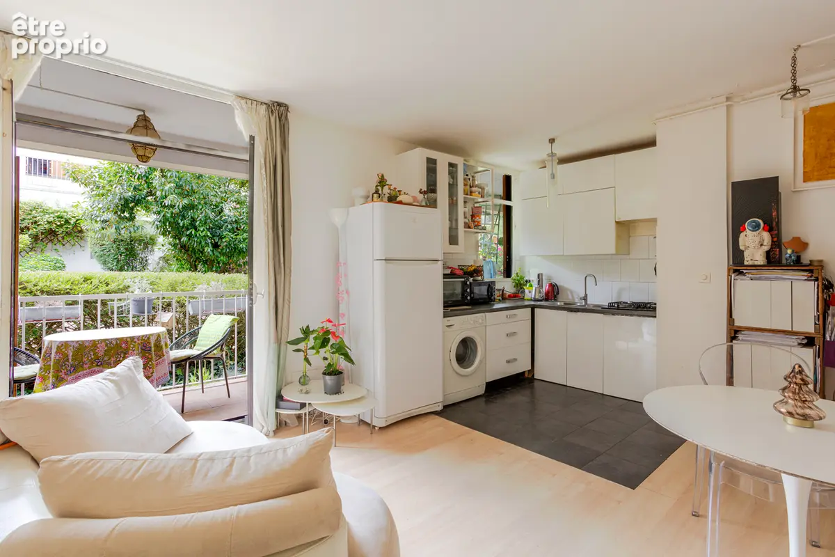 Grand studio 32 m² avec balcon au calme - photo 3