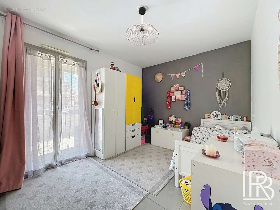 Appartement à MARSEILLE-2E