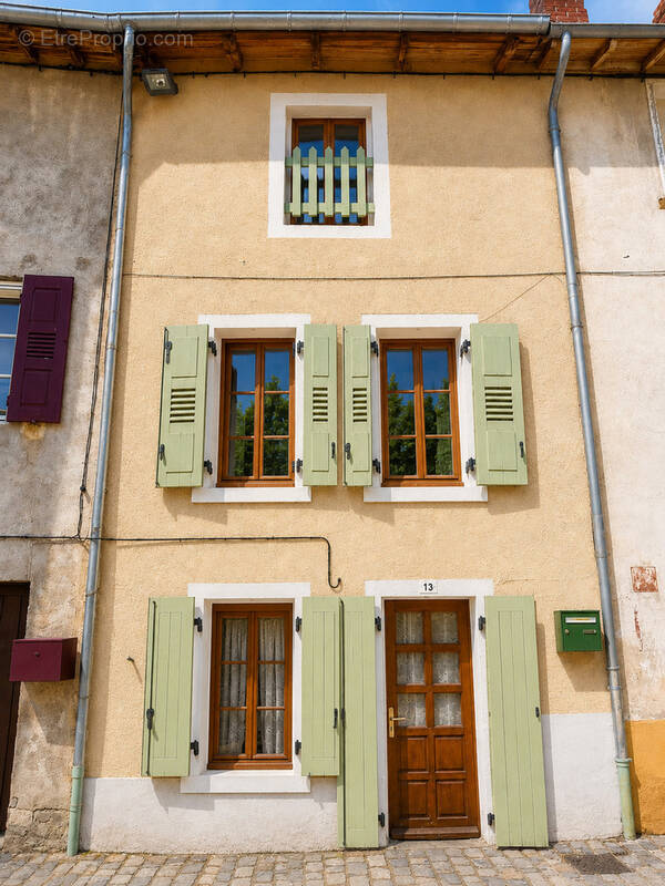 Maison à ALLEGRE