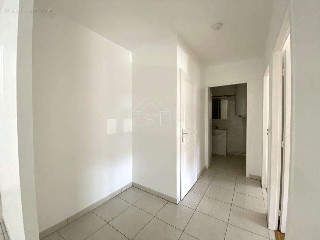 Appartement à ROSNY-SUR-SEINE