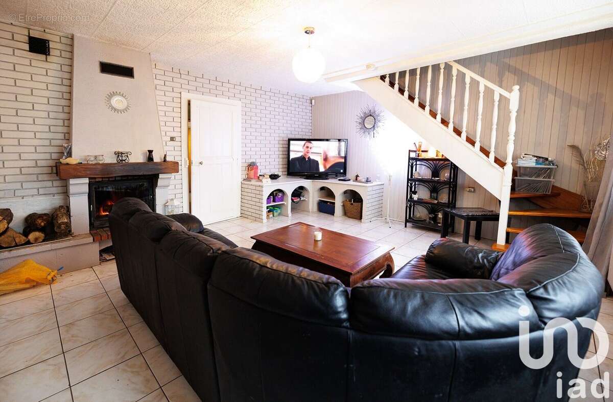 Photo 2 - Maison à BURTONCOURT