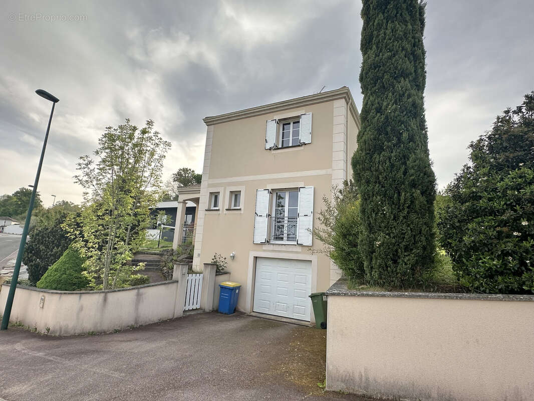Maison à PANAZOL