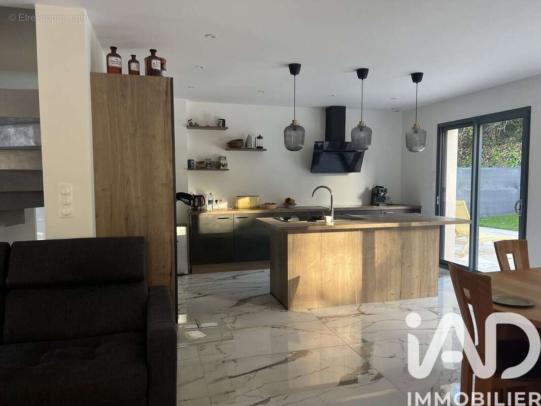 Photo 3 - Maison à MONTLOUIS-SUR-LOIRE