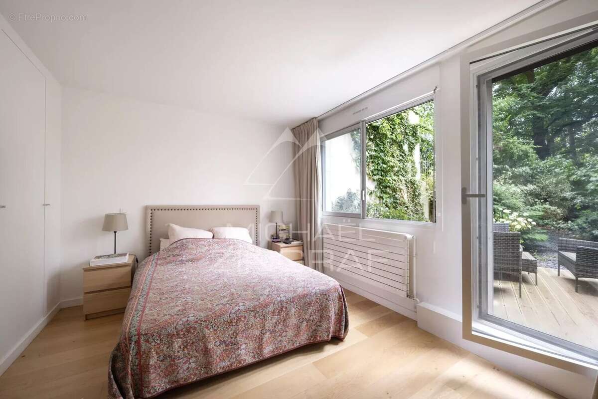 A vendre - 2 Pièces - Inkermann-  Jardin - Lycée Pasteur- Bon état - photo 9