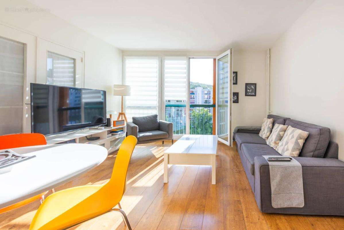 Appartement à CHAVILLE