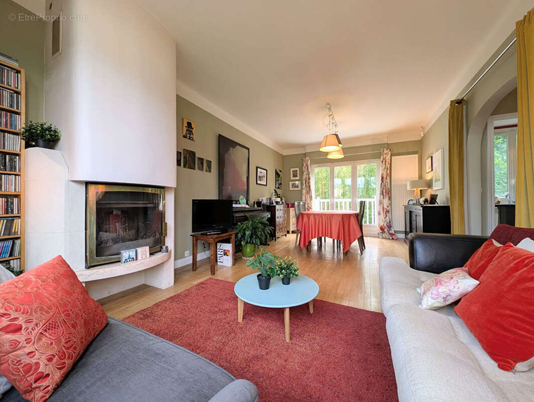 Maison familiale 5 pièces de 98 M² édifiée sur Terrain de 257 M² - photo 3