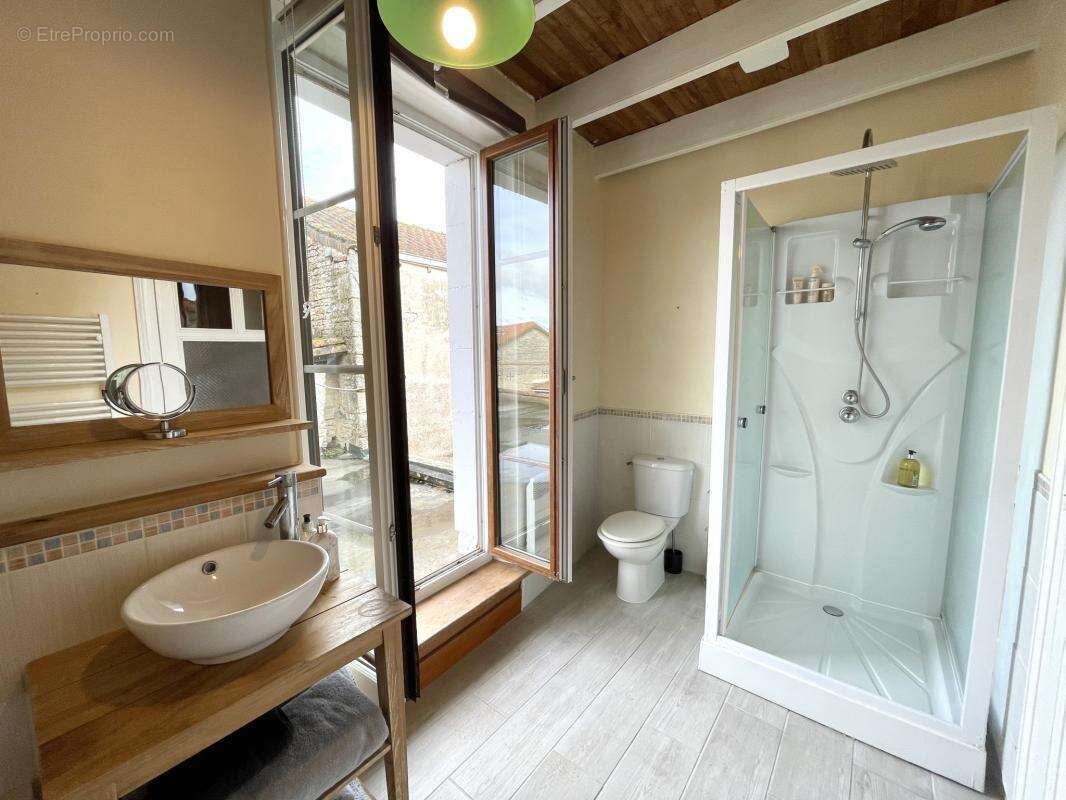 Belle maison en pierre de 4 chambres en bordure de village - photo 11