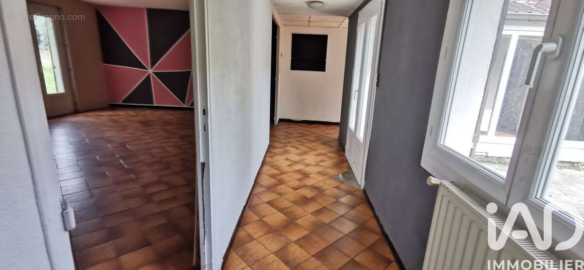 Photo 3 - Maison à LE QUESNEL