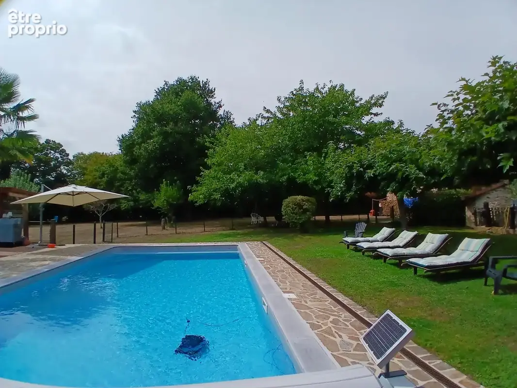 Une propriété impeccable de 6 chambres, très polyvalente, située près de Jumilhac-le-Grand - photo 19
