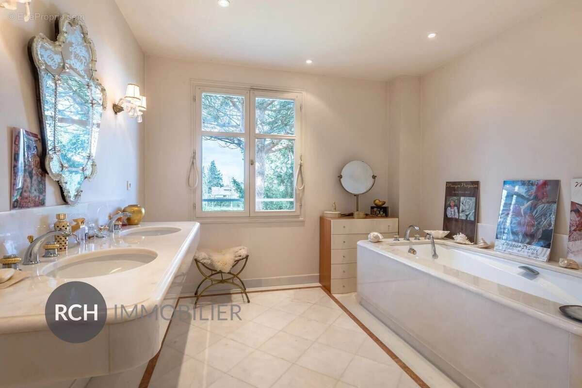 Maison à MONTFORT-L&#039;AMAURY