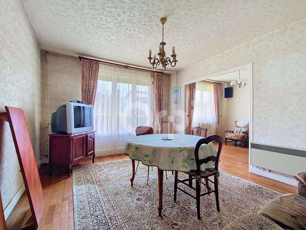 Maison à DOULAINCOURT-SAUCOURT