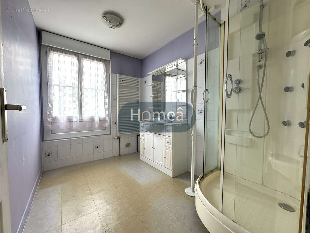 Maison familiale - plein centre de pavilly - photo 8