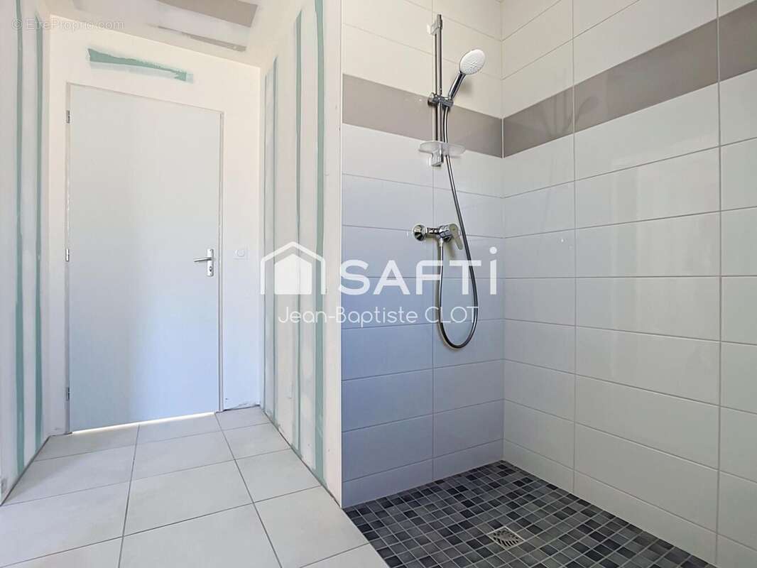 Maison 75 m² à Cerons  - photo 7