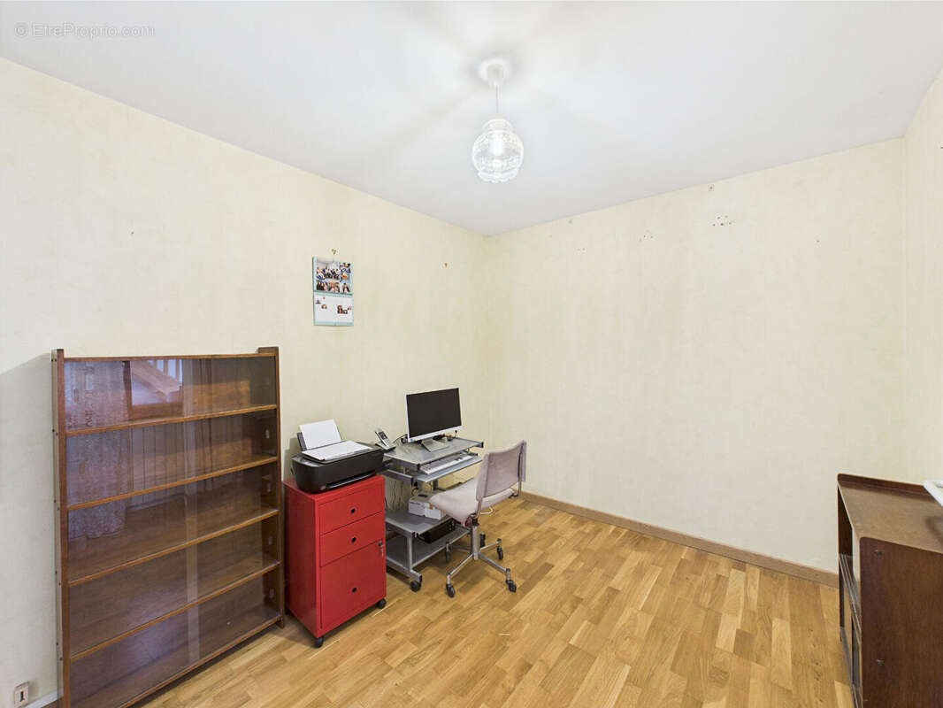 Maison à LIVRON-SUR-DROME