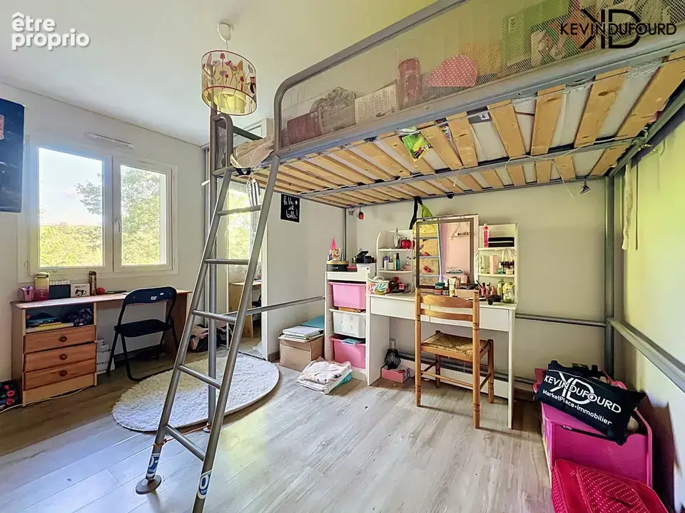 Maison de 135 m² sur un terrain de 6950m² à JOYEUSE - photo 10
