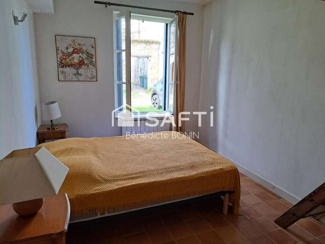 Photo 6 - Maison à CHAILLEVETTE