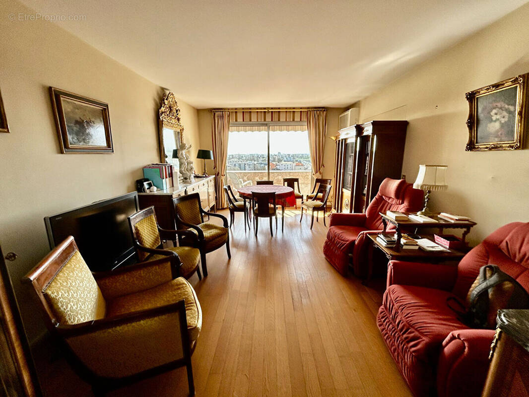 Appartement à NOGENT-SUR-MARNE