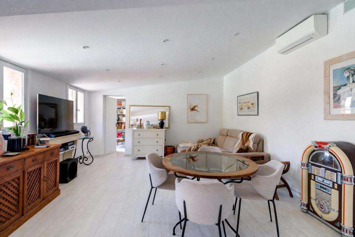 Maison à LA TURBIE