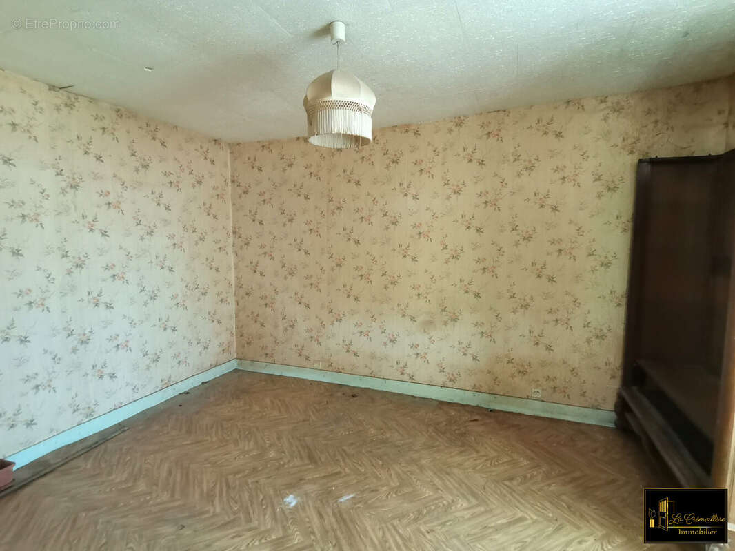 Maison à SAINTE-MESME