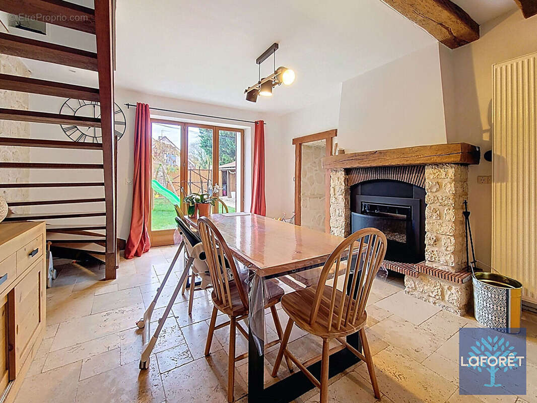 Maison à MORIGNY-CHAMPIGNY