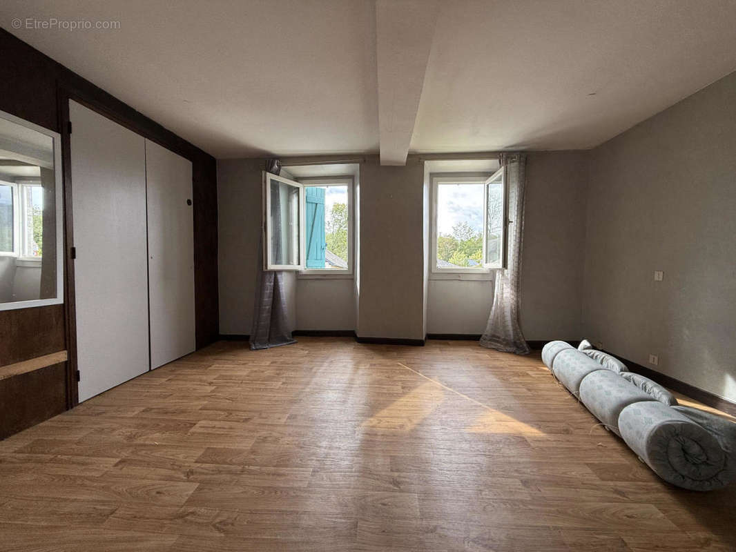 IMG_3570 - Maison à ARAMITS