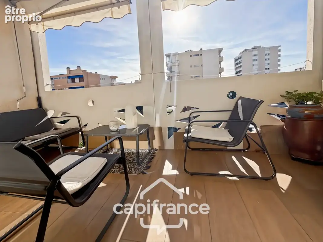 Appartement à vendre 4 pièces HYERES (83) - 147m2- 4ème et dernièr Etage- Accès direct GARAGE - photo 31