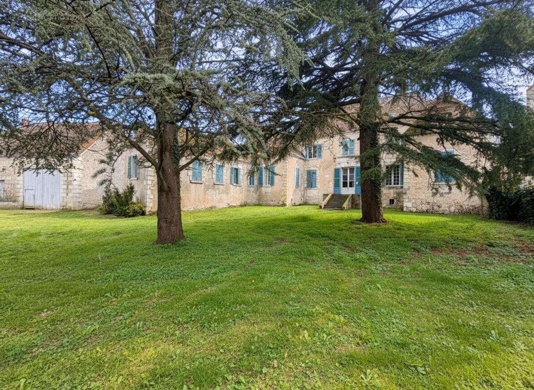 Maison à CHATILLON-SUR-INDRE