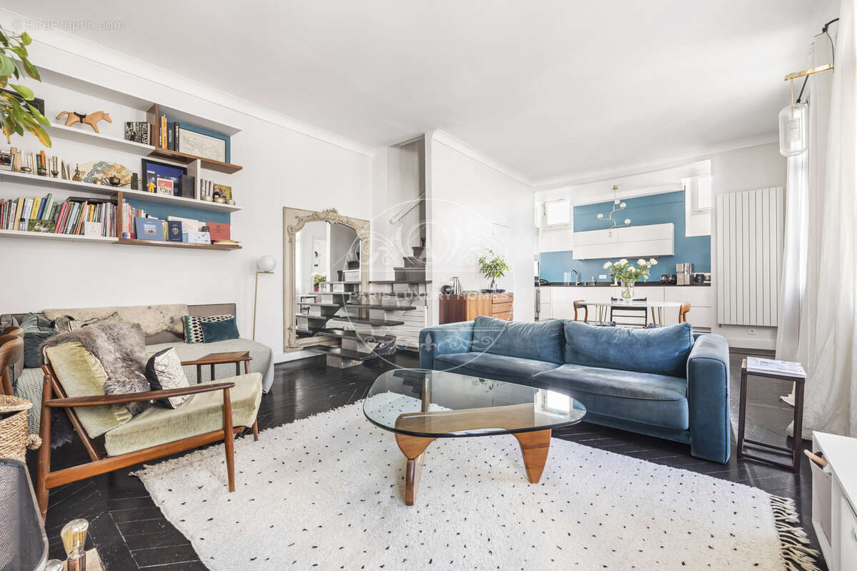 Appartement à PARIS-2E