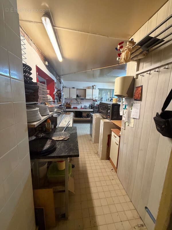 Commerce à LA FOUILLADE