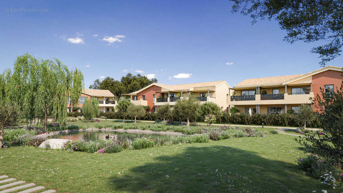 Appartement à BORMES-LES-MIMOSAS