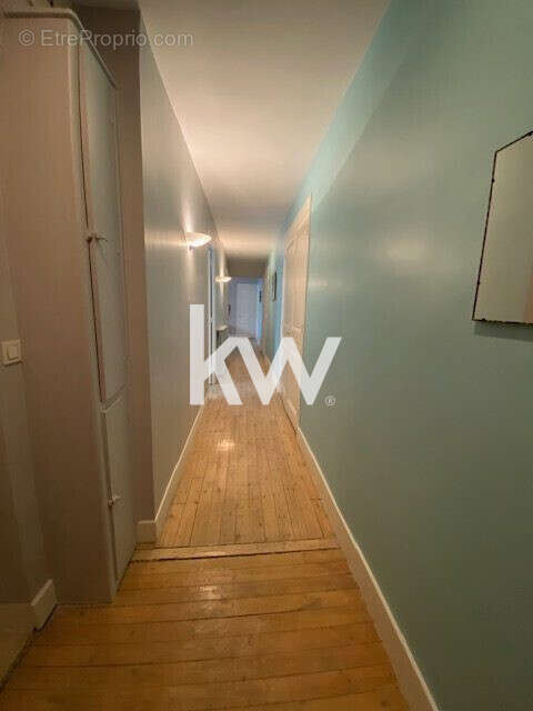 Appartement 74 m² à Saint-Etienne  - photo 5