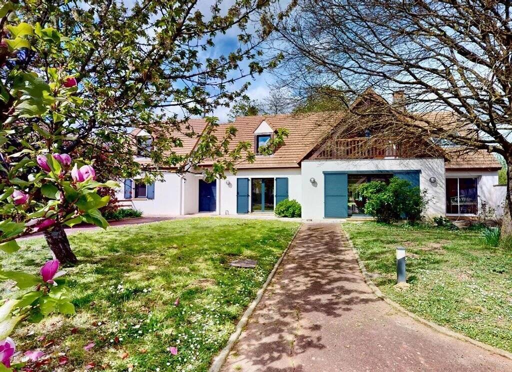 Maison à RAMBOUILLET