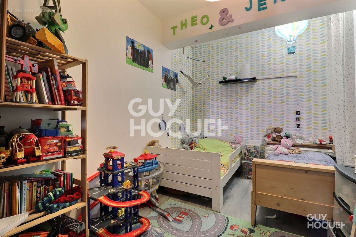 Appartement à SAINT-MICHEL-SUR-ORGE