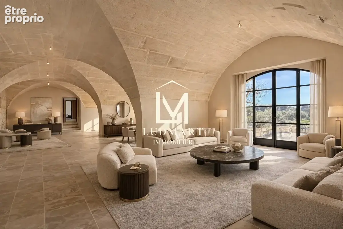 Propriété d’exception de 1300m2 au cœur des Alpilles — Domaine de 7,3 ha avec oliveraie - photo 11