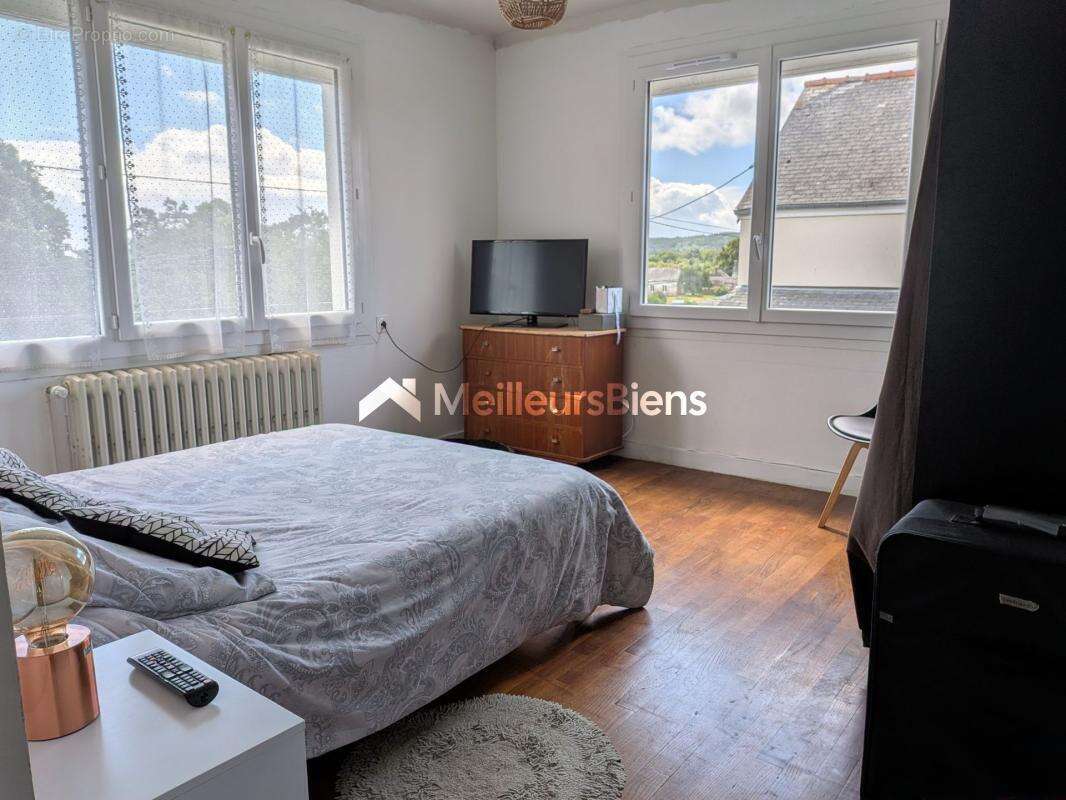 Maison familiale au cœur de Porcaro - 4/5 chambres - 1285 m² terrain - photo 12