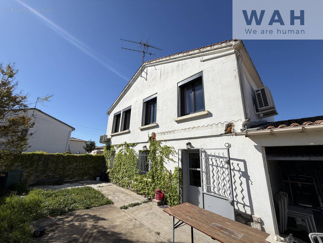 Maison à LUNEL