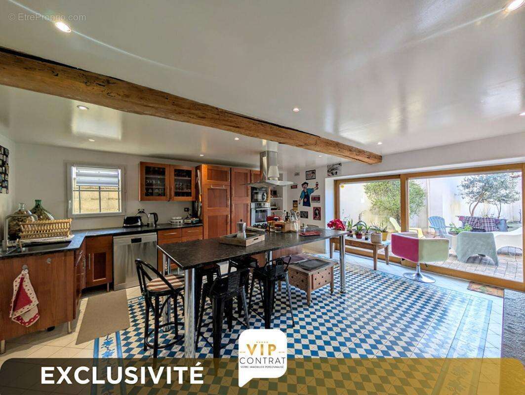 Maison de caractère à Triac Lautrait Exclusivité VIP réf 436237 - photo 6