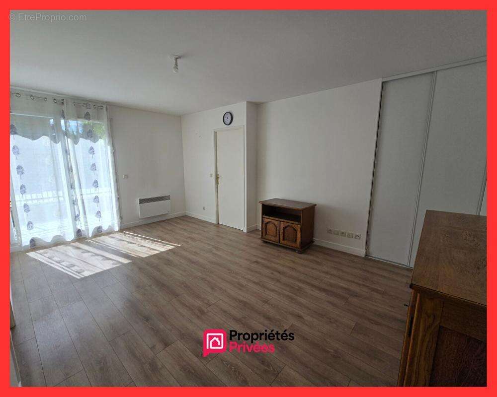 Appartement à LE BLANC-MESNIL
