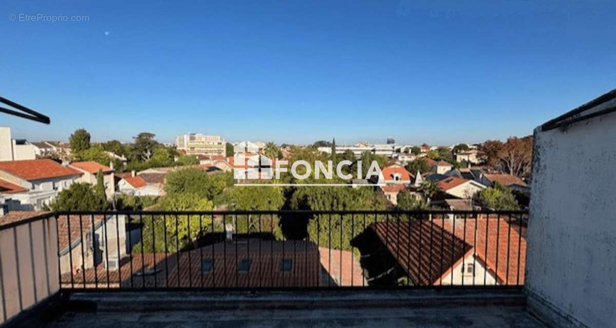 Appartement à BORDEAUX