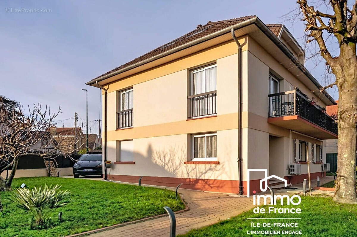 Maison à VAIRES-SUR-MARNE